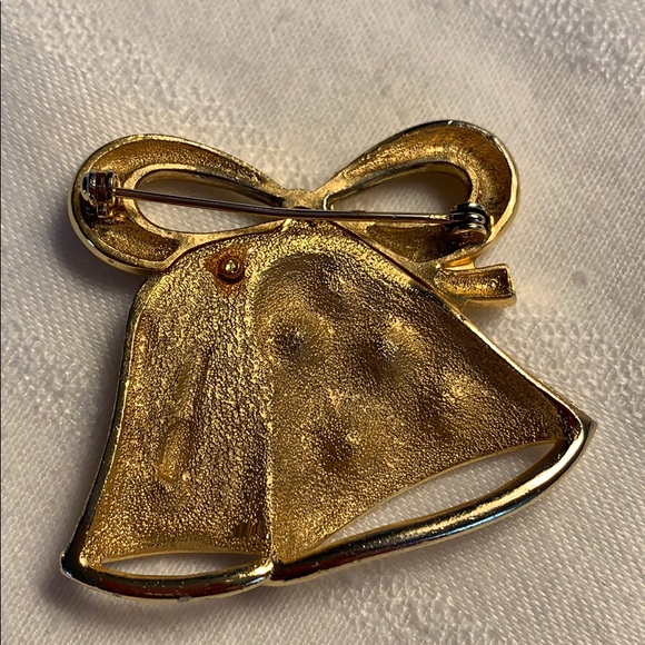 VTG Christmas Brooch Pins Bells, Tree & Horse Drawn  Sleigh VTG Holiday Brooches - Picture 10 of 12